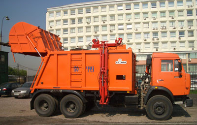Большегрузные мусоровозы с боковой загрузкой КО-449-02