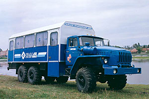 Автомобиль УРАЛ-3255-41