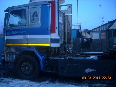 Седельный тягач Scania 113M - 1 000 000 руб.