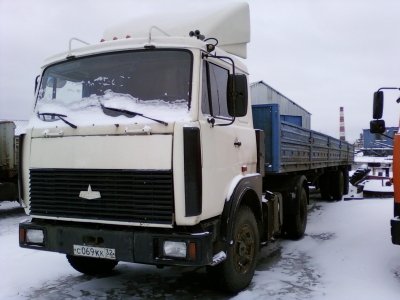 Седельный тягач МАЗ-54329 - 300 000 руб.