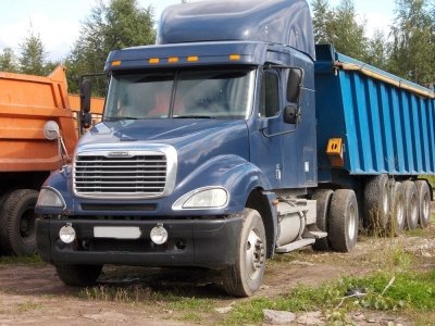 Седельный тягач Freightliner Columbia - 1 650 000 руб.