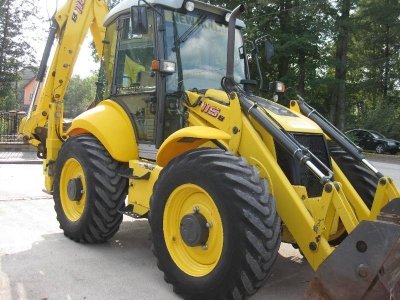 Экскаватор-погрузчик NEW HOLLAND LB115 - 1 985 000 руб.