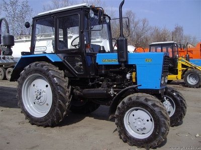 Колесный трактор Трактор Беларусь-82.1 - 625 000 руб.