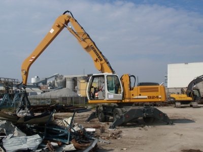 Колесный экскаватор Перегружатель Liebherr A924 - 0 руб.