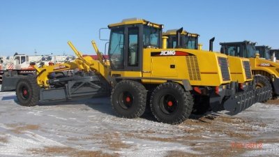 Автогрейдер XCMG GR215A 2 отвала + рыхлитель - 4 480 000 руб.