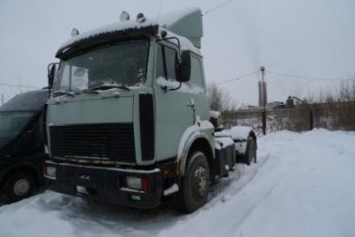 Седельный тягач маз - 450 000 руб.