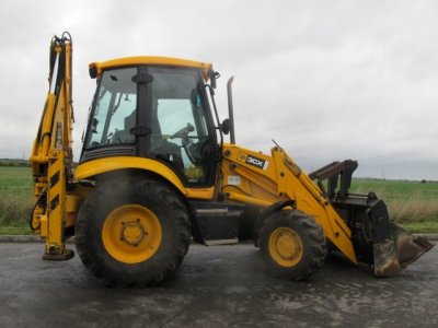 Колесный трактор 2007 JCB 3CX SITEMASTER backhoe  - 91 000 руб.