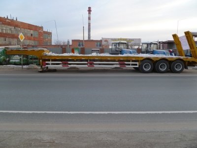 Низкорамный полуприцеп-тяжеловоз C.I.M.C. - 900 000 руб.