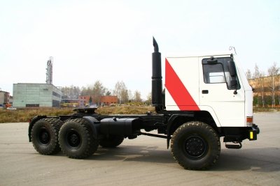 Седельный тягач Volvo FL12 MT 6х6 вездеход - 8 400 000 руб.