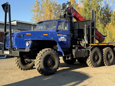 Лесовоз 5557 - 7 400 000 руб.