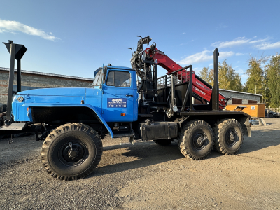 Лесовоз 5557 - 7 500 000 руб.