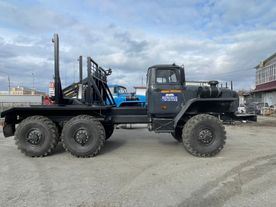 Лесовоз Урал лесовоз с площадкой - 4 000 000 руб.