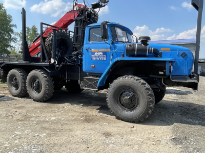 Лесовоз Урал с КМУ Велмаш Палфингер - 8 760 000 руб.