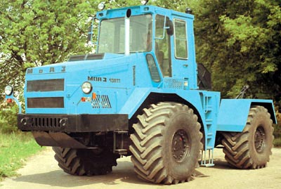 Трактор МоАЗ-49011