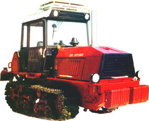 Гусеничные тракторы ВТ-100